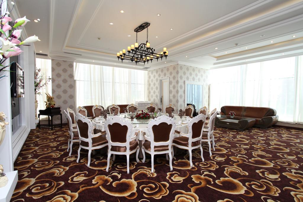 Milky Way Hotel Harbin Exterior foto